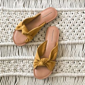 Jeffrey Campbell Zocalo Slide Sandal Size 7